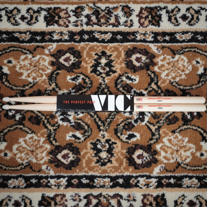 Vic Firth American Classic 5B Nylon Tip Drum Stick