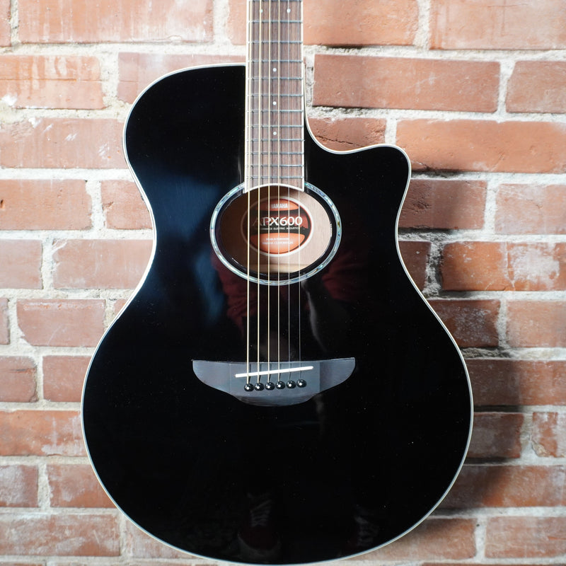 Yamaha APX600 Thin Body Acoustic Electric Gloss Black (JAMS Certified)