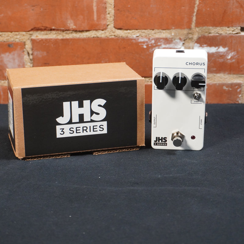 JHS 3 Series Chorus Guitar Pedal (Chorus/Vibrato)