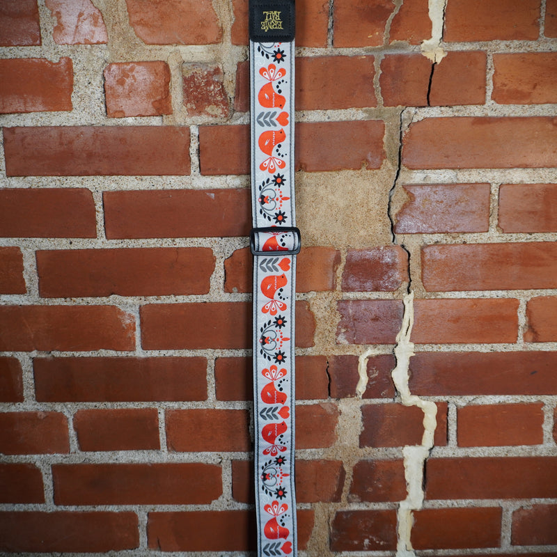 Ernie Ball Red Bird Winter Jacquard Guitar Strap