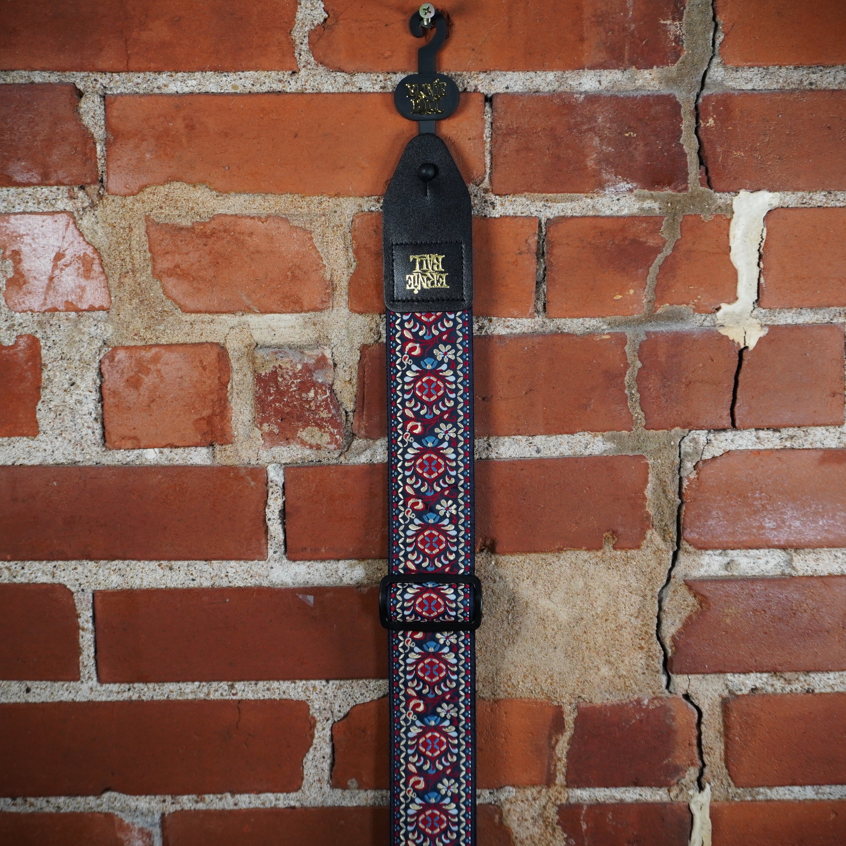 Ernie Ball Classic Jacquard Guitar Strap Royal Bloom