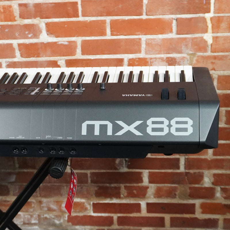 Yamaha MX88 88-Weighted Key Music Synthesizer Workstation