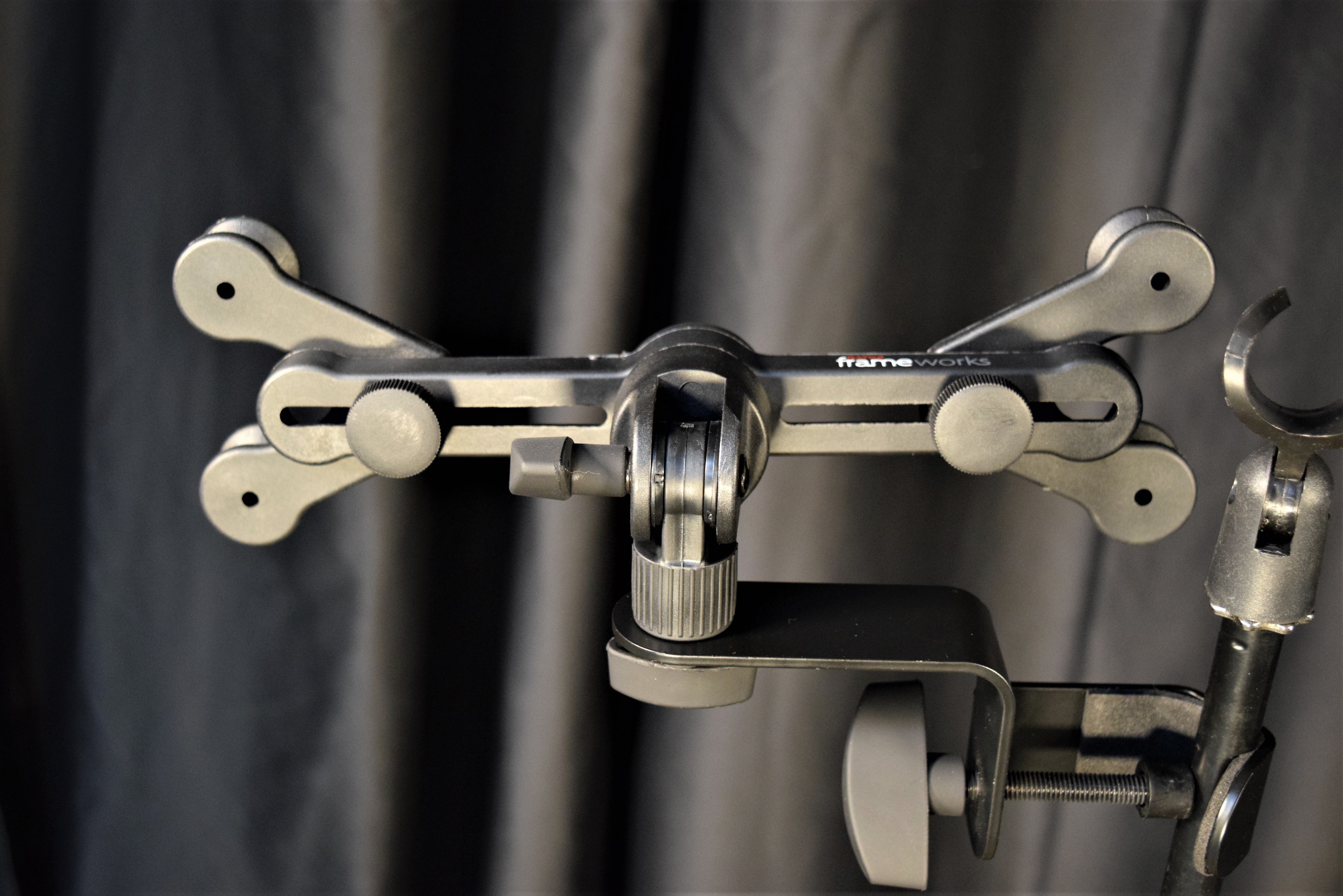 Gator Frameworks Universal Tablet Clamping Mount with 2-Point System